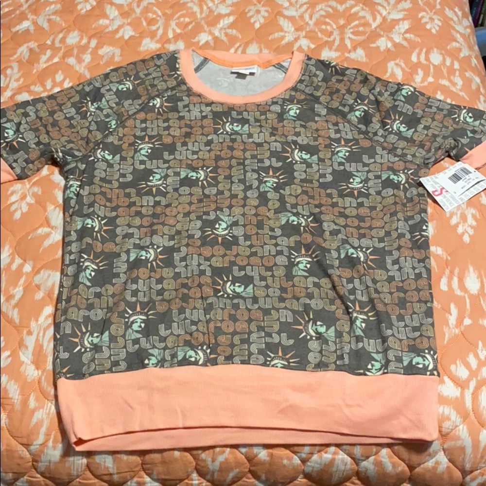 Small lularoe Jane Statue of Liberty